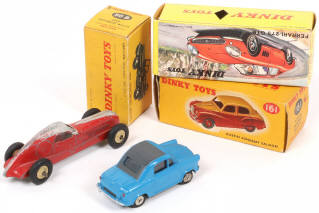 Lot 220 - DINKY TOYS (FRANCE) (5)