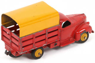 Lot 96 - DINKY TOYS (FRANCE) (1)