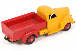 Lot 97 - DINKY TOYS (FRANCE) (1)