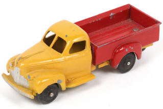 Lot 98 - DINKY TOYS (FRANCE) (1)