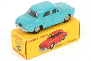 Lot 117 - DINKY TOYS (FRANCE) (1)