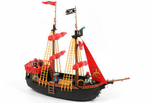 Lot 132 - PLAYMOBIL (ALLEMAGNE) (1)