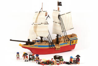 Lot 129 - PLAYMOBIL (ALLEMAGNE) (1)