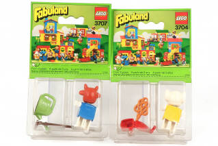Lot 103 - LEGO (DANEMARK) (2)