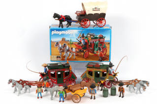 Lot 141 - PLAYMOBIL (ALLEMAGNE) (20)