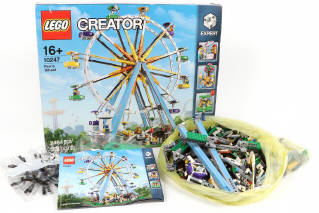 Lot 109 - LEGO (DANEMARK) (1)