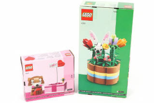 Lot 121 - LEGO (DANEMARK) (3)