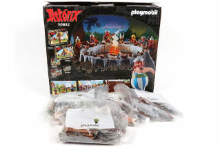 Lot 125 - PLAYMOBIL (ALLEMAGNE) (1)