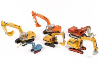 Lot 49 - DIVERS (6)