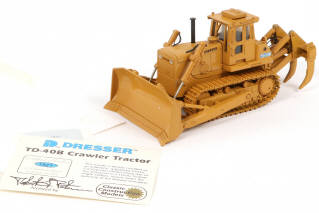 Lot 54 - CLASSIC CONSTRUCTION MODELS (USA) (1)