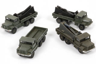 Lot 96 - DINKY TOYS (GB) (4)