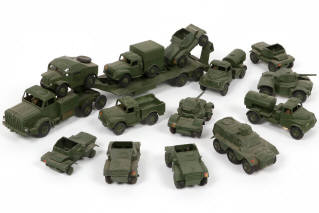Lot 101 - DINKY TOYS (GB) (14)