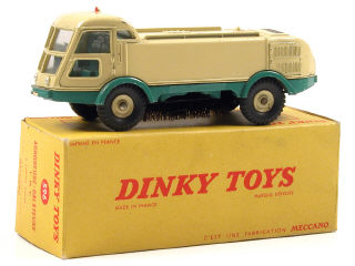 Lot 213 - DINKY TOYS FRANCE (1)