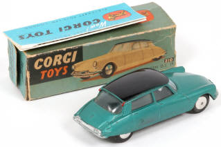 Lot 93 - CORGI TOYS (GB) (1)