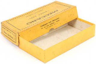 Lot 266 - DINKY TOYS (FRANCE) (1)