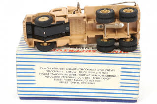 Lot 292 - DINKY TOYS (FRANCE) (1)