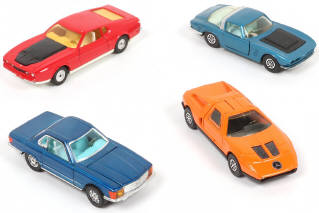 Lot 122 - CORGI TOYS (GB) (4)