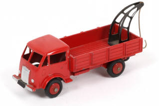 Lot 276 - DINKY TOYS (FRANCE) (1)