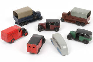 Lot 256 - DINKY TOYS (GB) (7)