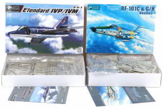 Lot 15 - KITTY HAWK (CHINE) (4)