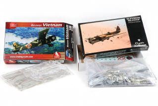 Lot 111 - DIVERS (6)