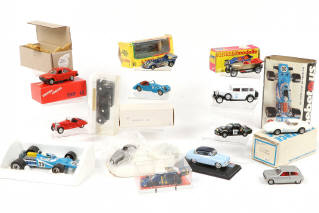 Lot 65 - DIVERS (15)