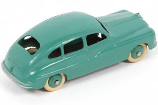Lot 318 - DINKY TOYS (FRANCE) (1)