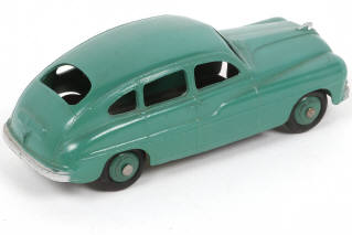 Lot 319 - DINKY TOYS (FRANCE) (1)