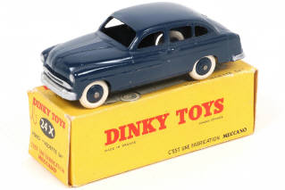 Lot 329 - DINKY TOYS (FRANCE) (1)