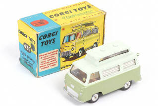 Lot 200 - CORGI TOYS (GB) (1)