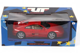 Lot 27 - UT MODELS (ALLEMAGNE) (2)