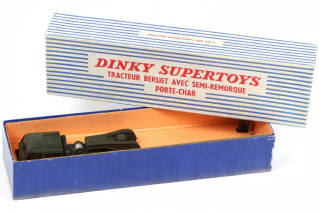 Lot 343 - DINKY TOYS (FRANCE) (1)