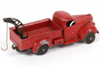 Lot 325 - DINKY TOYS (FRANCE) (1)