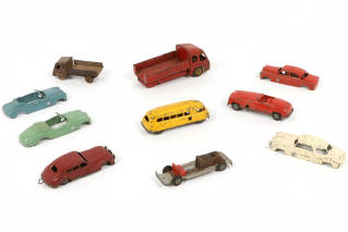 Lot 112 - DIVERS (10)