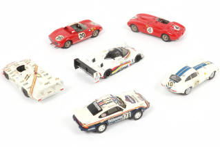 Lot 57 - DIVERS (6)
