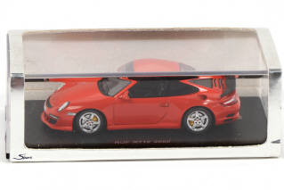 Lot 85 - SPARK (MACAU) (1)
