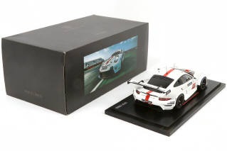 Lot 33 - SPARK (MACAU) (1)
