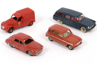 Lot 427 - DINKY TOYS (FRANCE) (4)