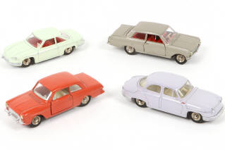 Lot 425 - DINKY TOYS (FRANCE) (4)