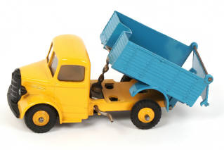Lot 375 - DINKY TOYS (GB) (1)