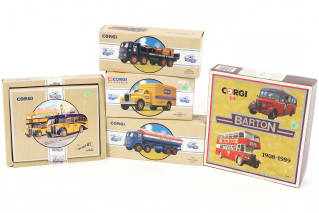 Lot 201 - CORGI TOYS (GB) (5)
