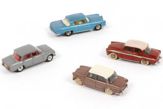 Lot 423 - DINKY TOYS (FRANCE) (4)
