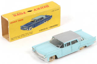 Lot 397 - DINKY TOYS (FRANCE) (1)