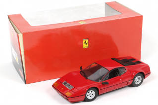 Lot 23 - KYOSHO (JAPON) (1)