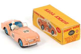 Lot 355 - DINKY TOYS (GB) (1)
