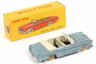 Lot 392 - DINKY TOYS (FRANCE) (1)