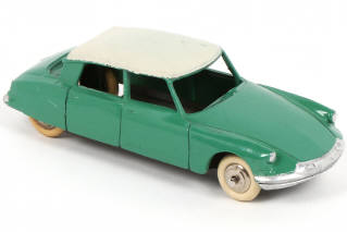 Lot 388 - DINKY TOYS (FRANCE) (1)