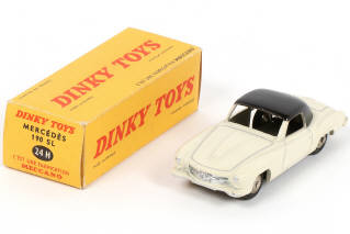 Lot 393 - DINKY TOYS (FRANCE) (1)