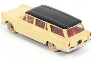Lot 402 - DINKY TOYS (FRANCE) (1)