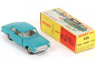 Lot 399 - DINKY TOYS (FRANCE) (1)